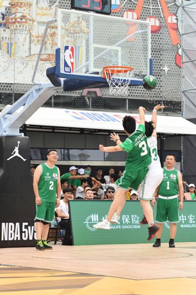 在为争夺联 在为争夺联