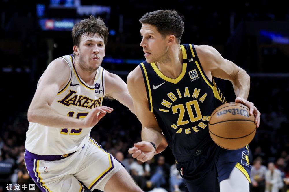 同惊雷般击 同惊雷般击